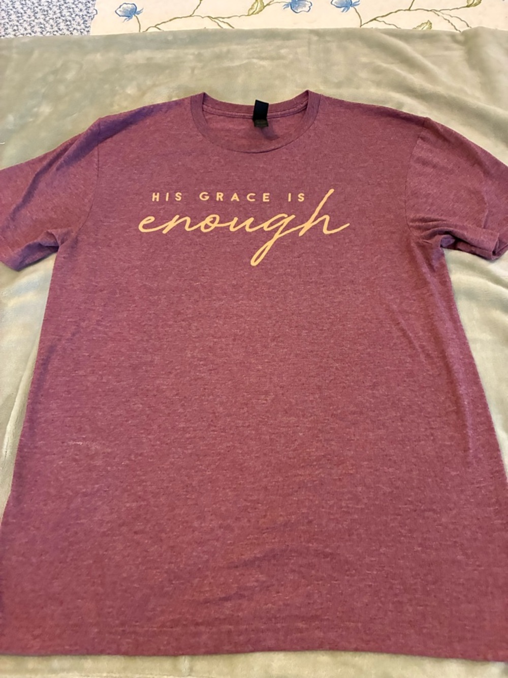 Gildan Inspirational Tee Plum 'His Grace Is Enough' Short Sleeve Size Medium